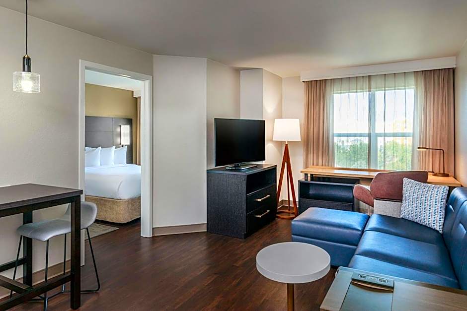 Photo 1 of 6 of 1 Bedroom 1 Queen Bed Suite