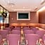 AC Hotel by Marriott Paris Porte Maillot