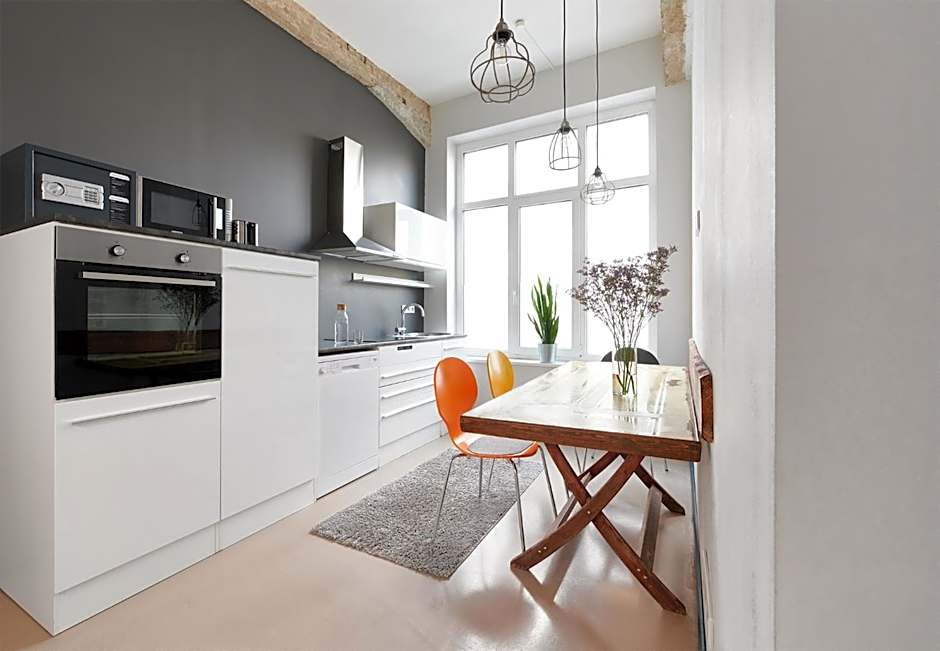 OLD PRINTING HOUSE - Modern I City I 2 Min HBF I E-Ladesäule