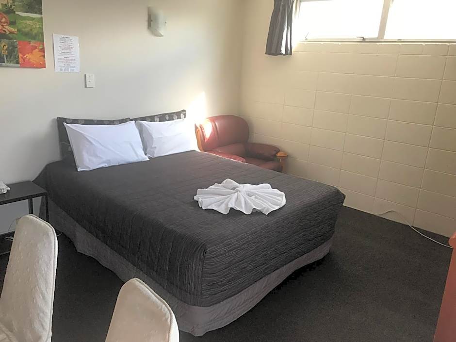 Gateway International Motel