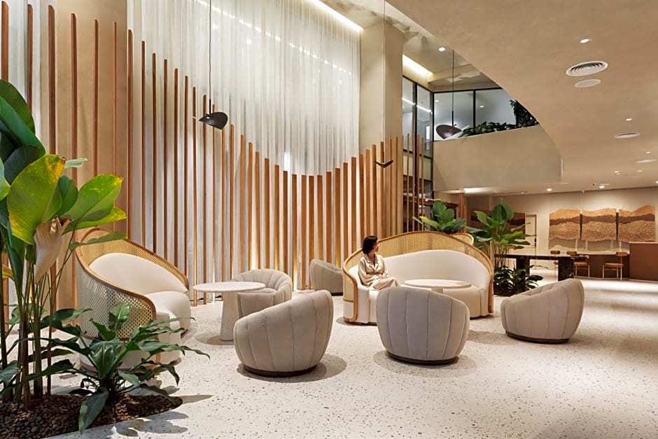 QOYA Hotel Curitiba, Curio Collection by Hilton