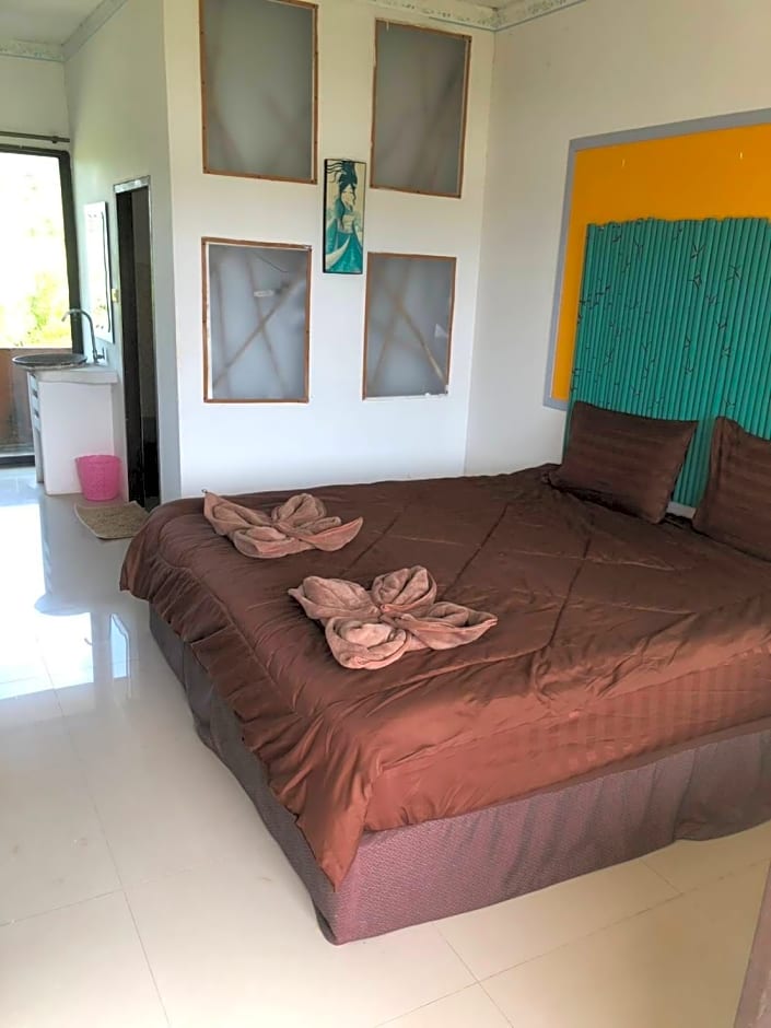 Petpumok Wangnamkhiao Hotel 