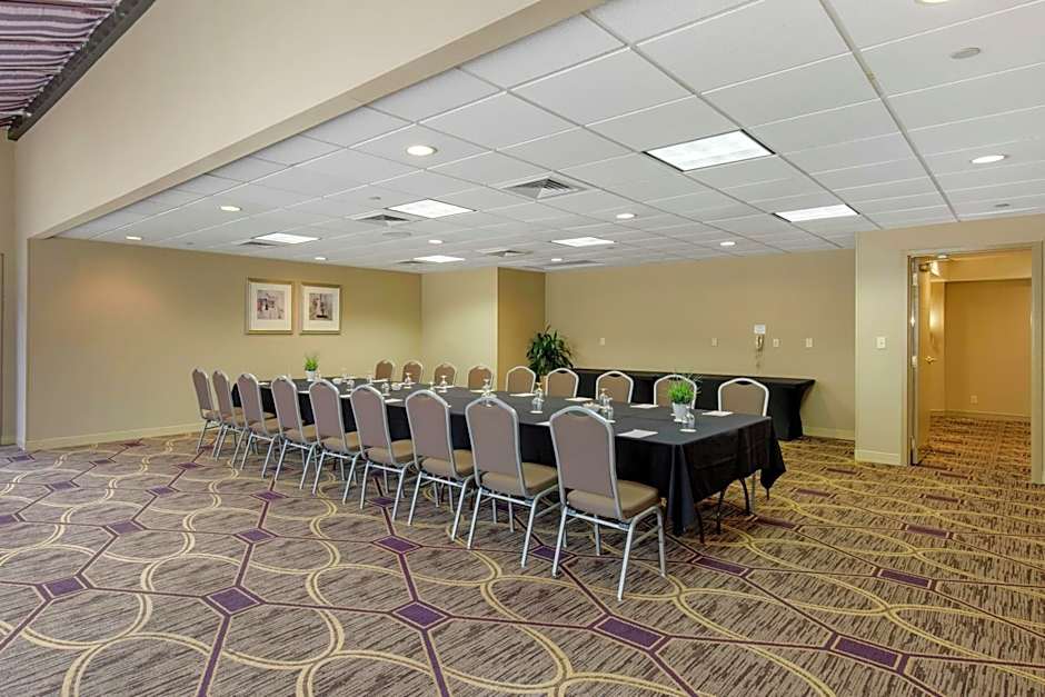 DoubleTree By Hilton Hotel Wilmington Downtown