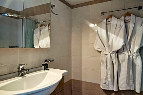 Two Bedroom Sea View Residence