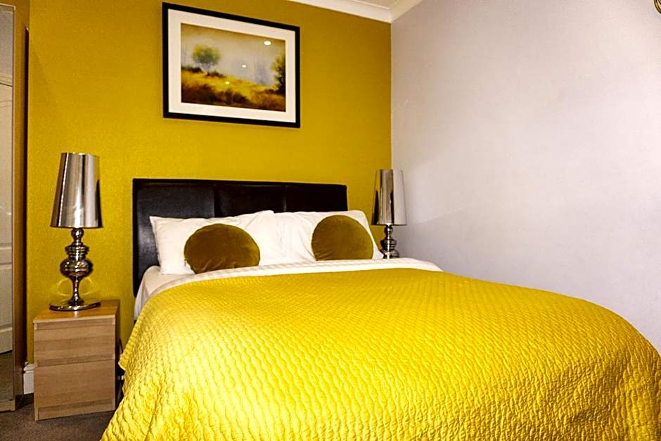 Kenley Hotel