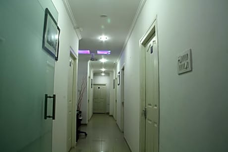 Classic Triple Room with AC