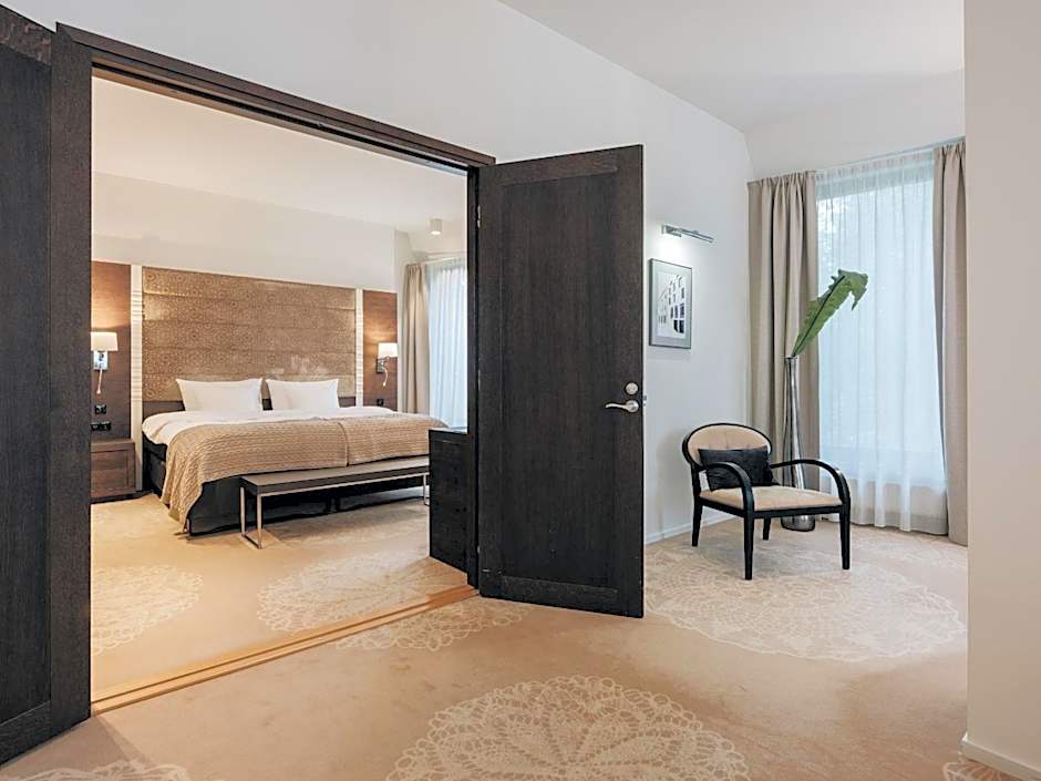Lydia Hotel