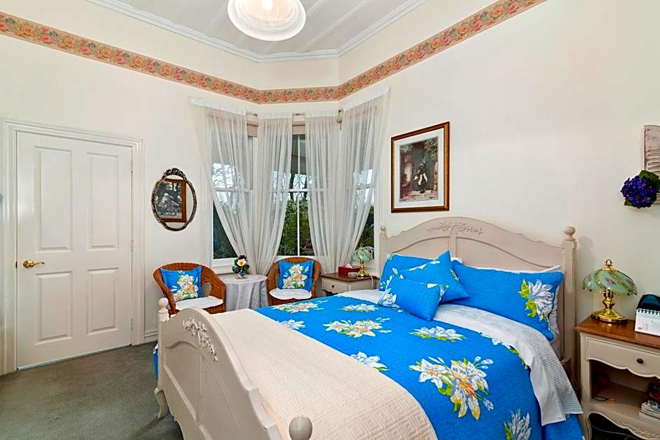 Country Villa Estate