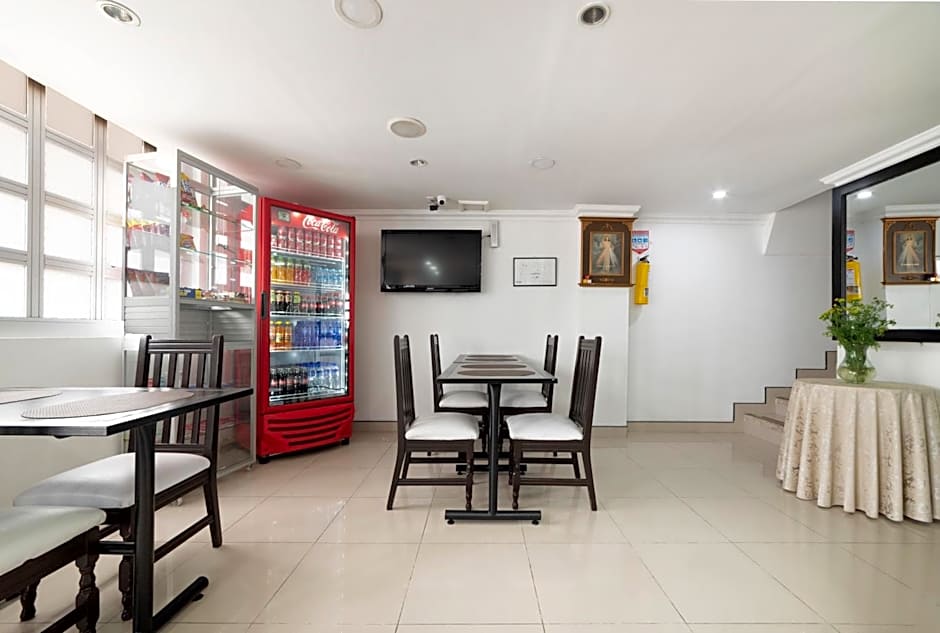 Hotel Dorado 100