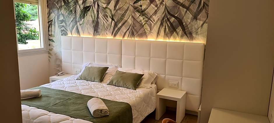 Hotel Eros