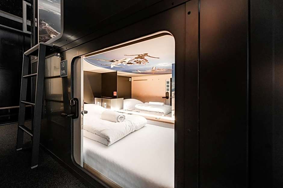 Capsule Hotel - Lucerne TheLAB