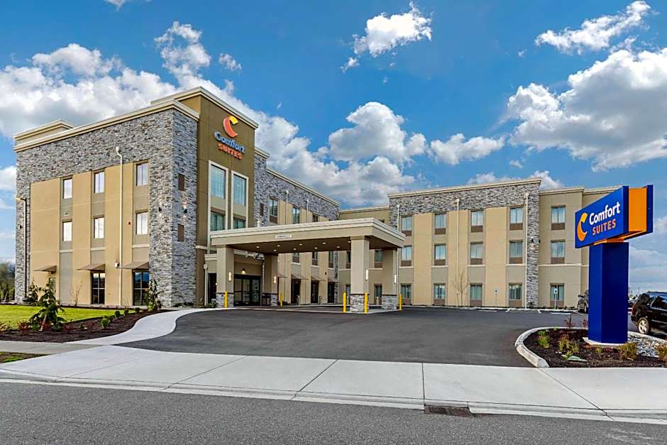 Comfort Suites Burlington near I-5