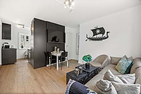 Homerentals Apartments - Behind Bryggen & historic cobblestone streets - 2 Floor renovated from february 2025