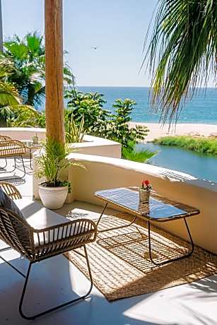 Villas La Mar - Adults 15 plus