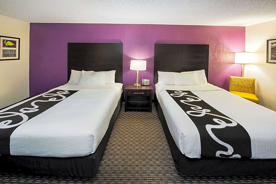 La Quinta Inn & Suites by Wyndham Fort Lauderdale Tamarac
