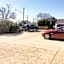 Jacaranda Place Motor Inn