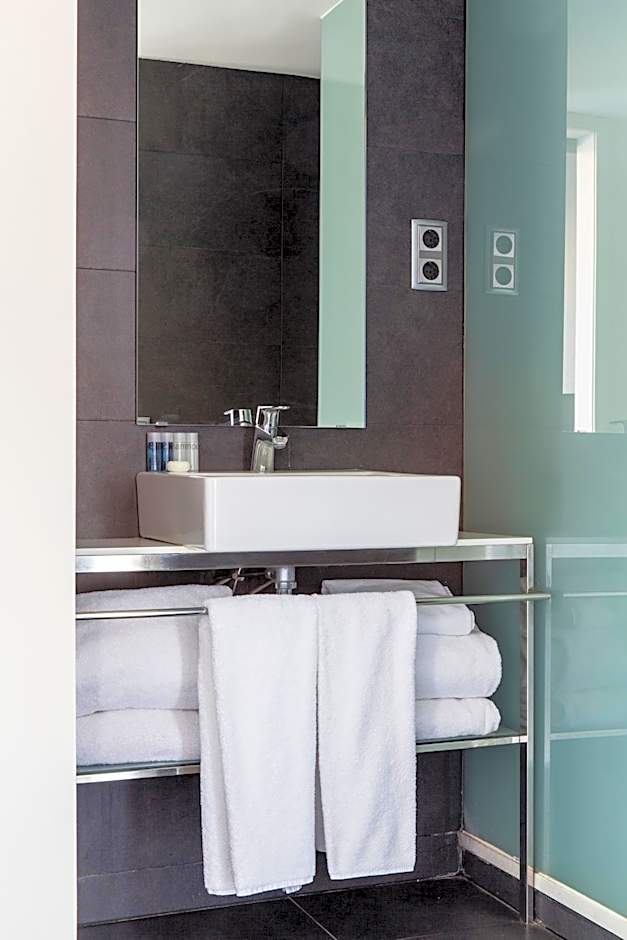 Barcelona Apartment Republica