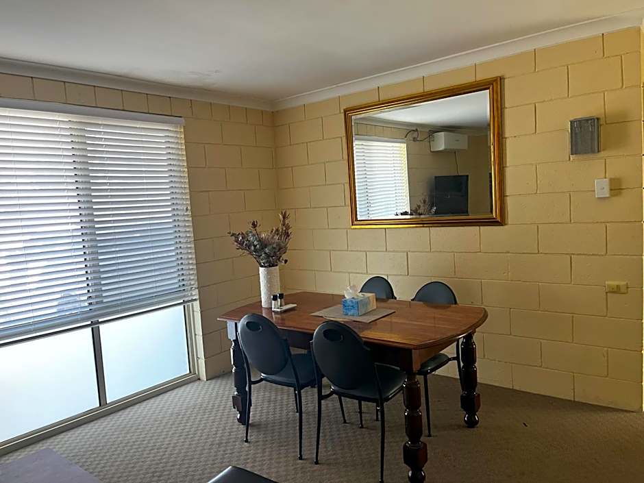 Esperance Travellers Inn