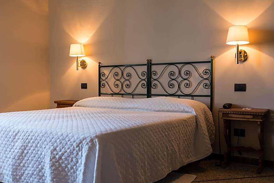 Hotel Titano