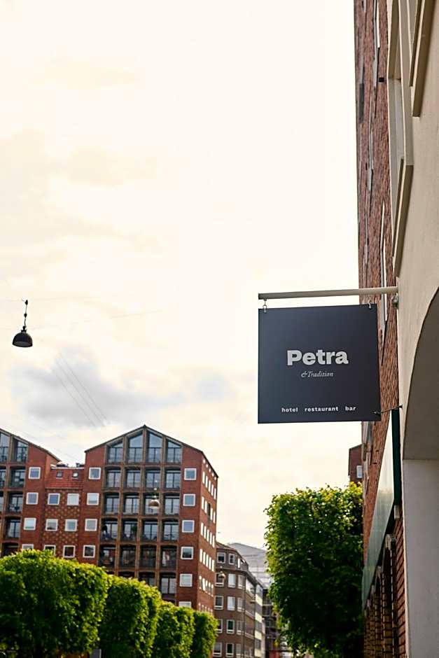 Hotel Petra