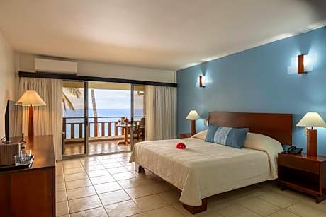 Beachfront One King Bed