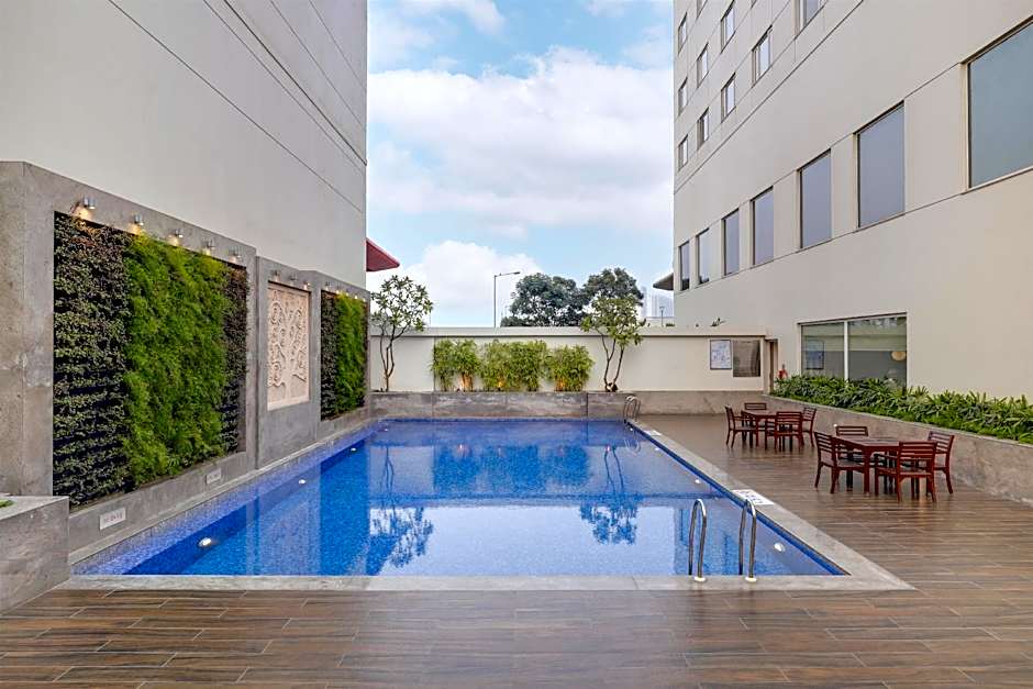 Lemon Tree Hotel Sector 60 Gurugram