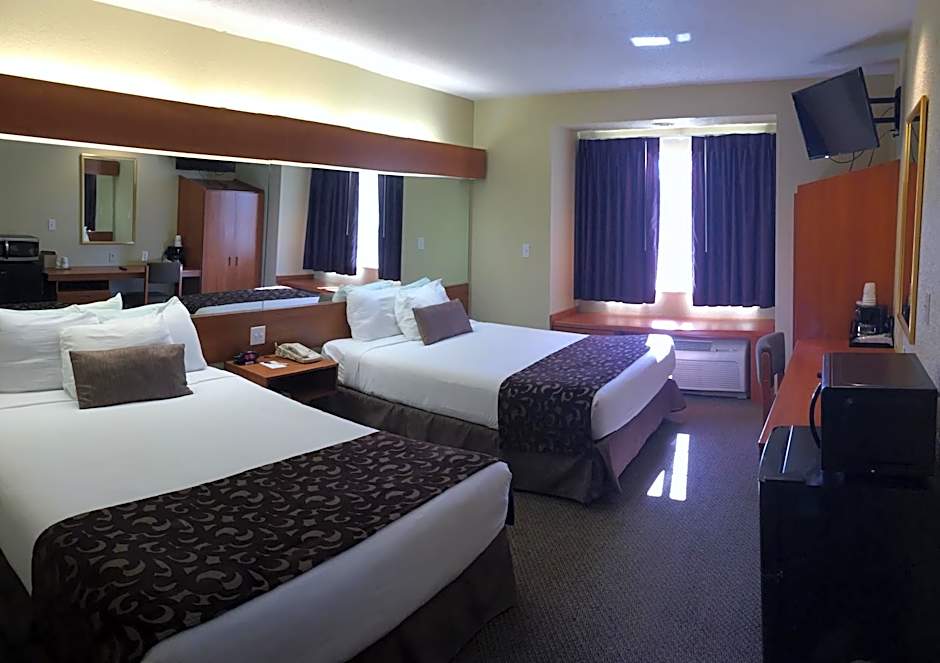 Microtel Inn & Suites By Wyndham Beckley East