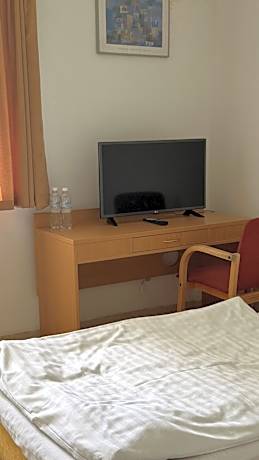 Twin Room with Garden View