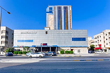 Capital O 125 Moon Plaza Hotel