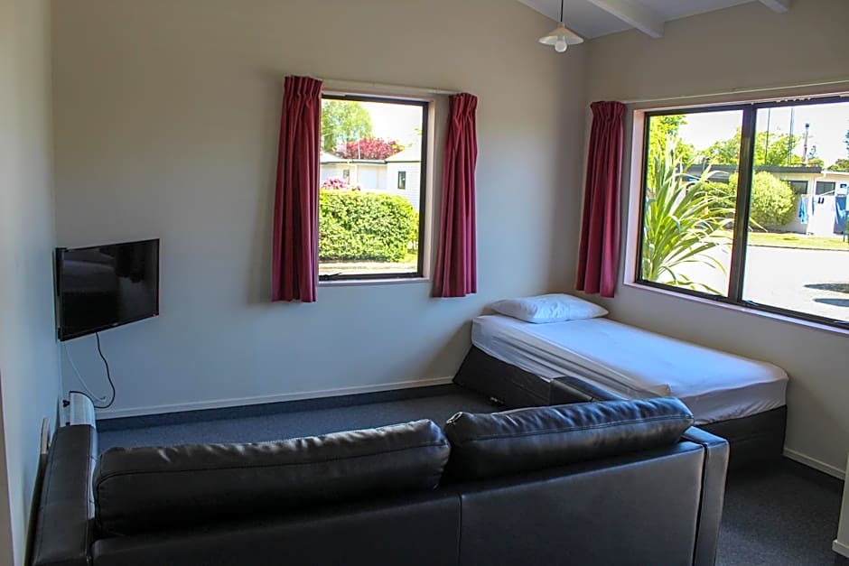 Holdens Bay Holiday Park