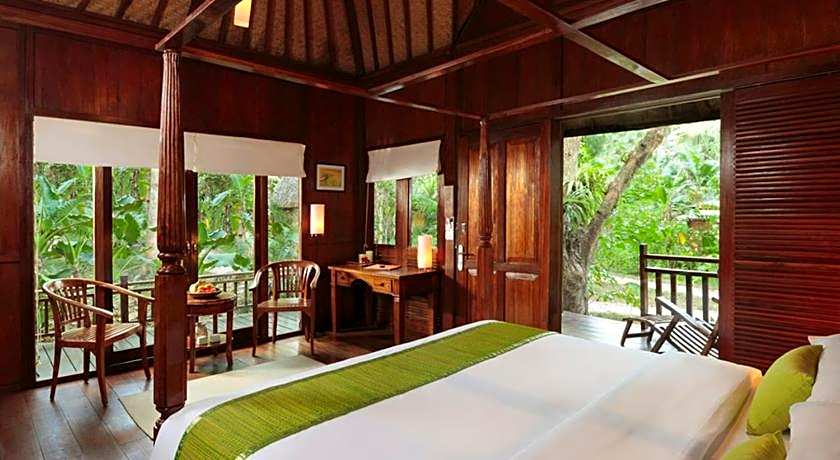 Barefoot At Havelock-Havelock Island