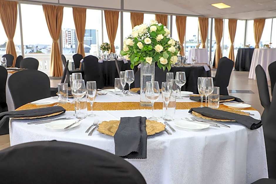 Sentrim Castle Royal Hotel