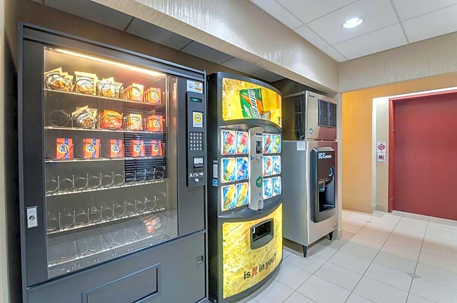 Quality Inn & Suites Bel Air I-95 Exit 77A