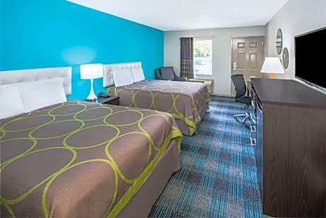 2 Queen Beds Non-Smoking