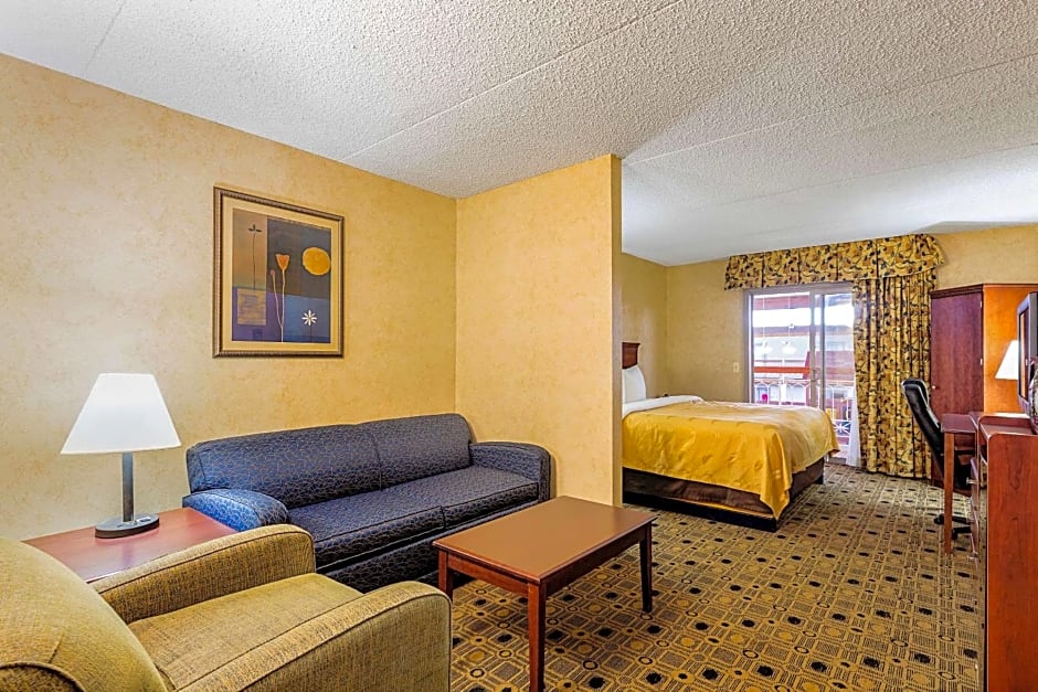 Quality Inn & Suites Coldwater near I-69
