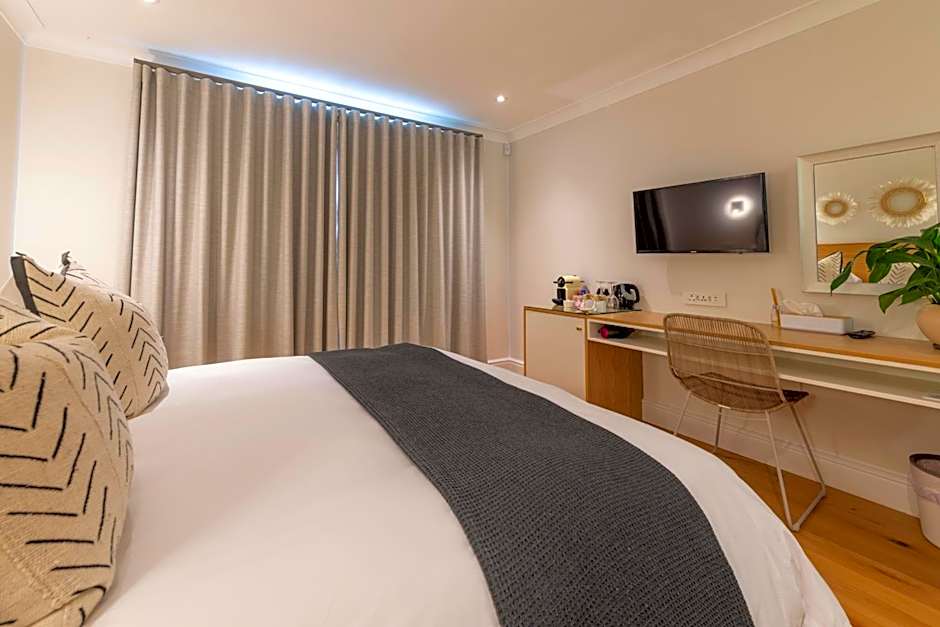 Hide-Away Guest House