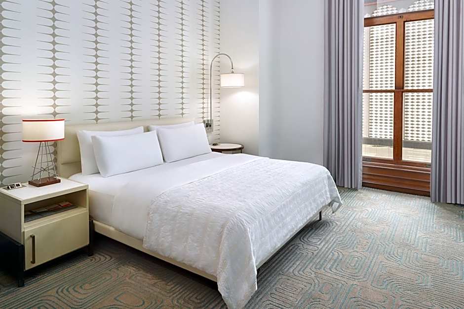 Photo 1 of 6 of Deluxe 1 King Bed Guestroom
