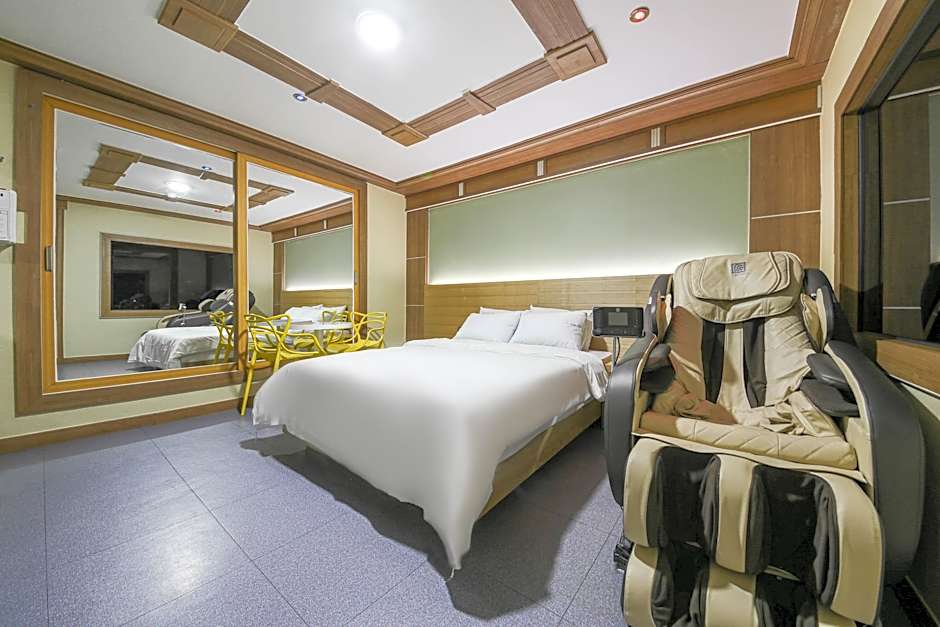 Jeonju Junghwasandong El Dorado