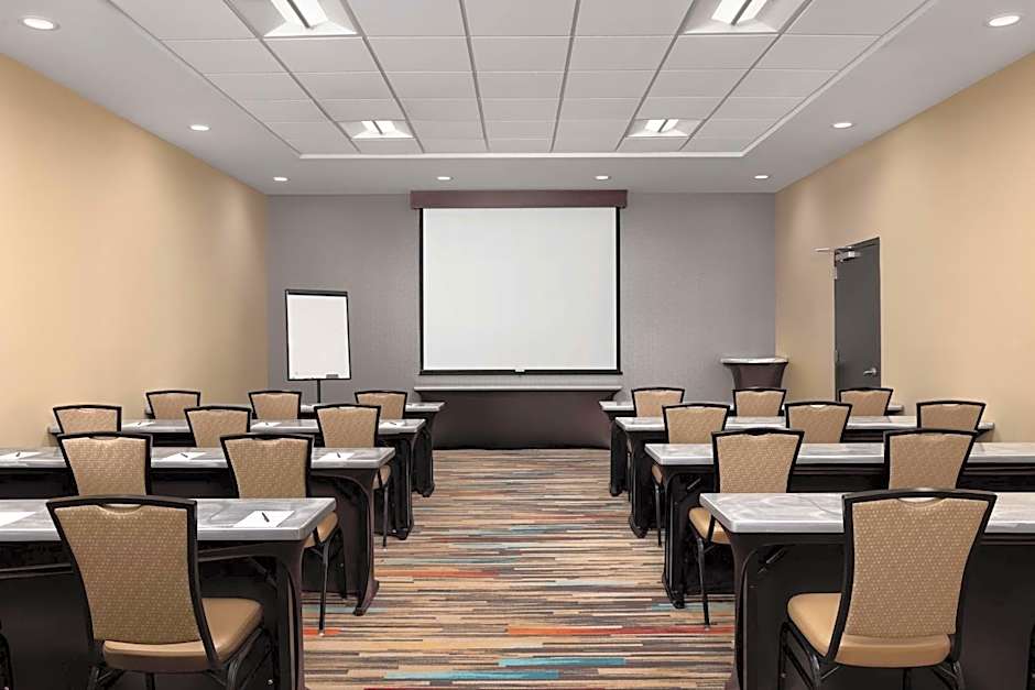 Embassy Suites By Hilton Knoxville West