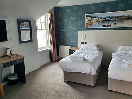 Superior Twin Room with Sea View