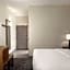 Hampton Inn By Hilton And Suites Tampa-North