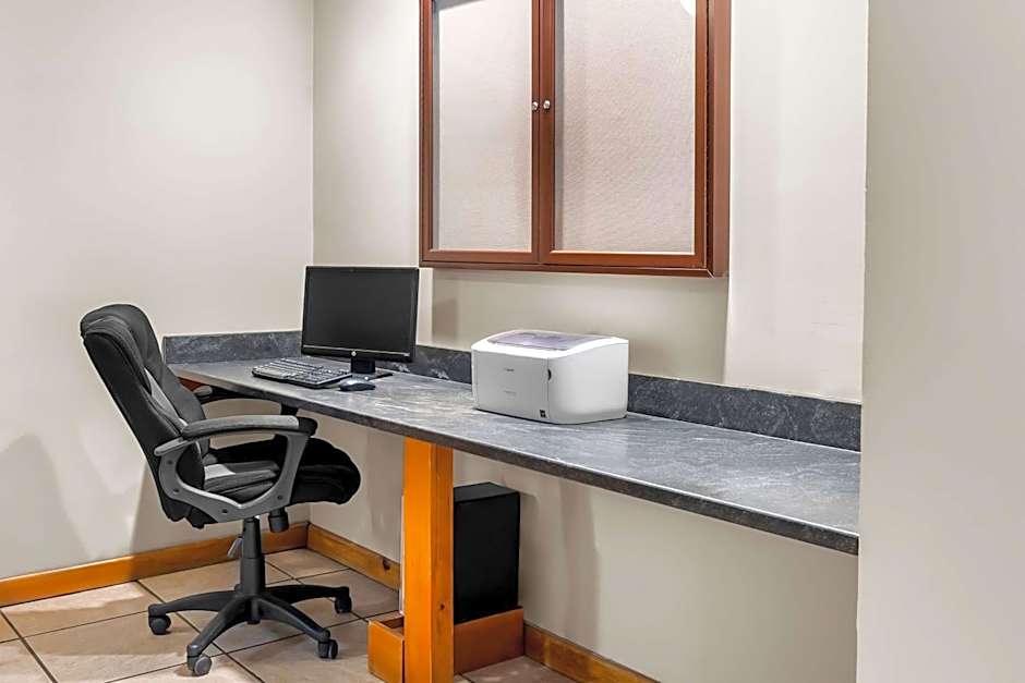 Best Western Adirondack Inn