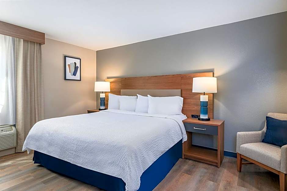 Candlewood Suites San Antonio NW Near SeaWorld By IHG
