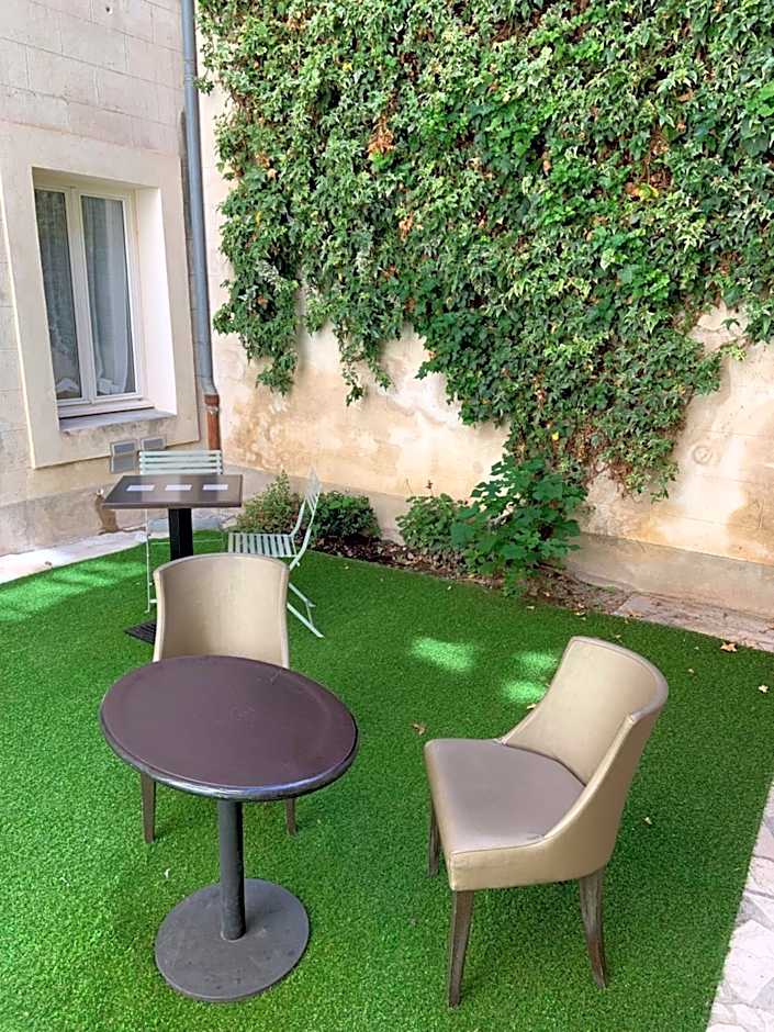 Hotel Le Medieval Palais des Papes