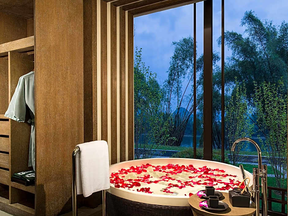 Banyan Tree Yangshuo Hotel