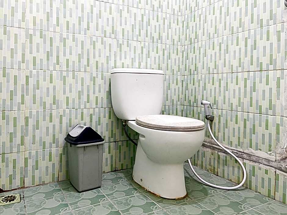 RedDoorz at Hotel Huni Raya Bromo