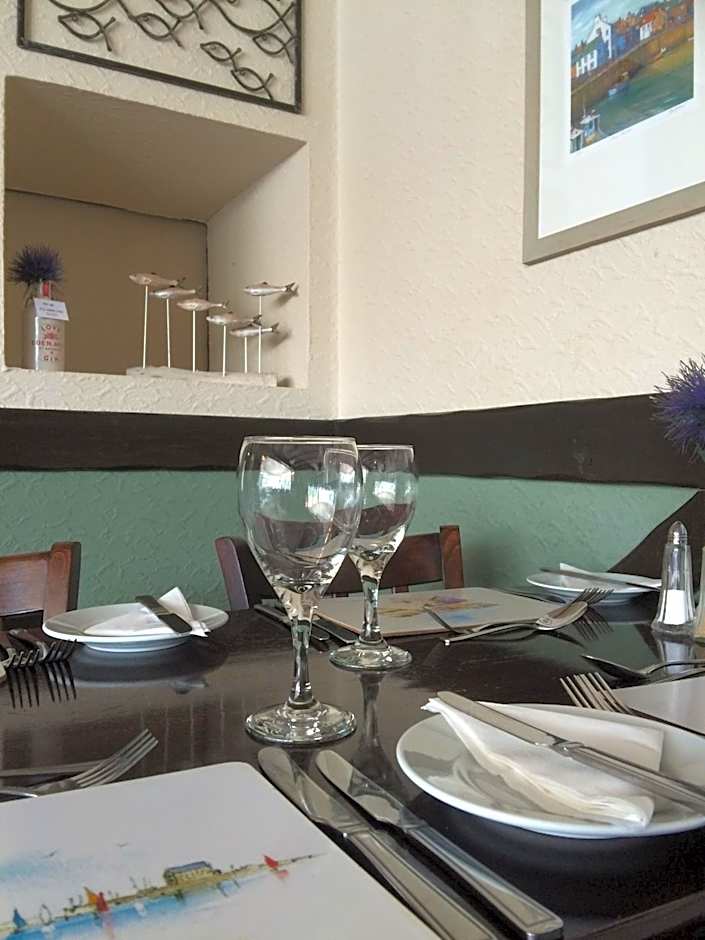 The Upper Largo Hotel & Restaurant