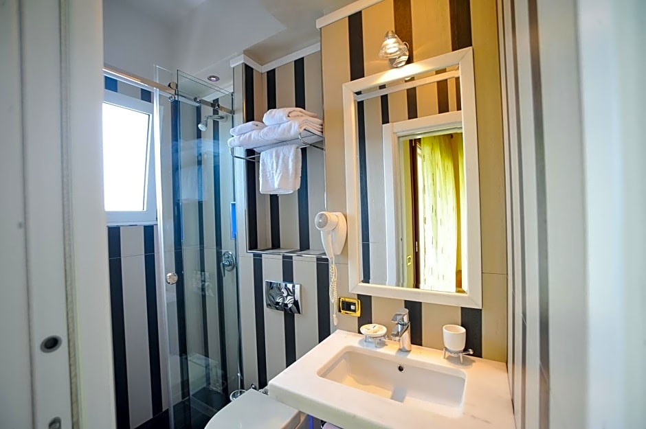 Iliria Internacional Hotel