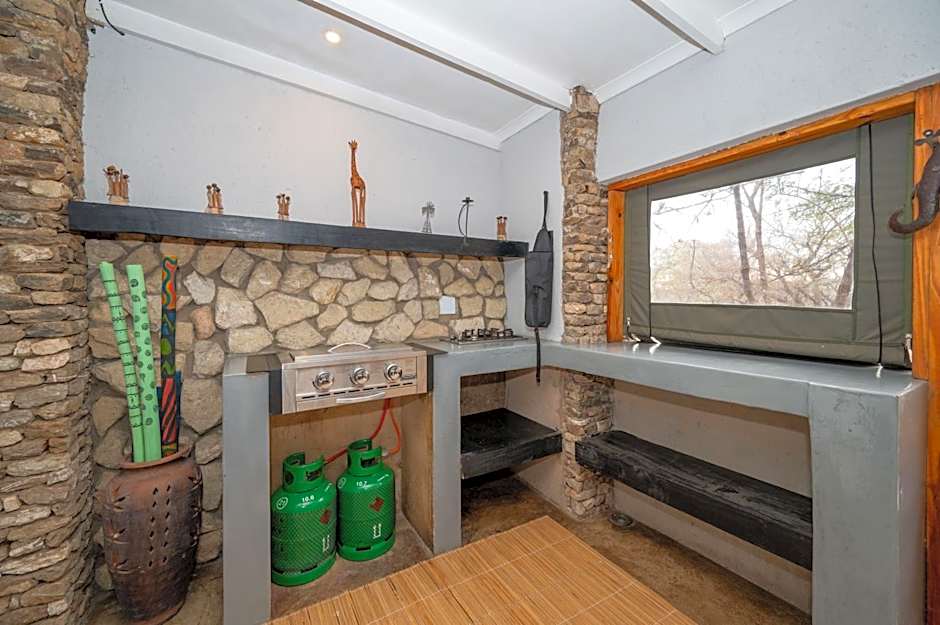 Foxy Crocodile Bush Lodge & Kruger Safari's - No Loadshedding