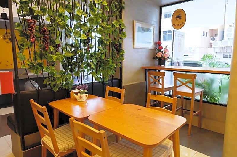 Cozy At 9 Hotel And Kitchen